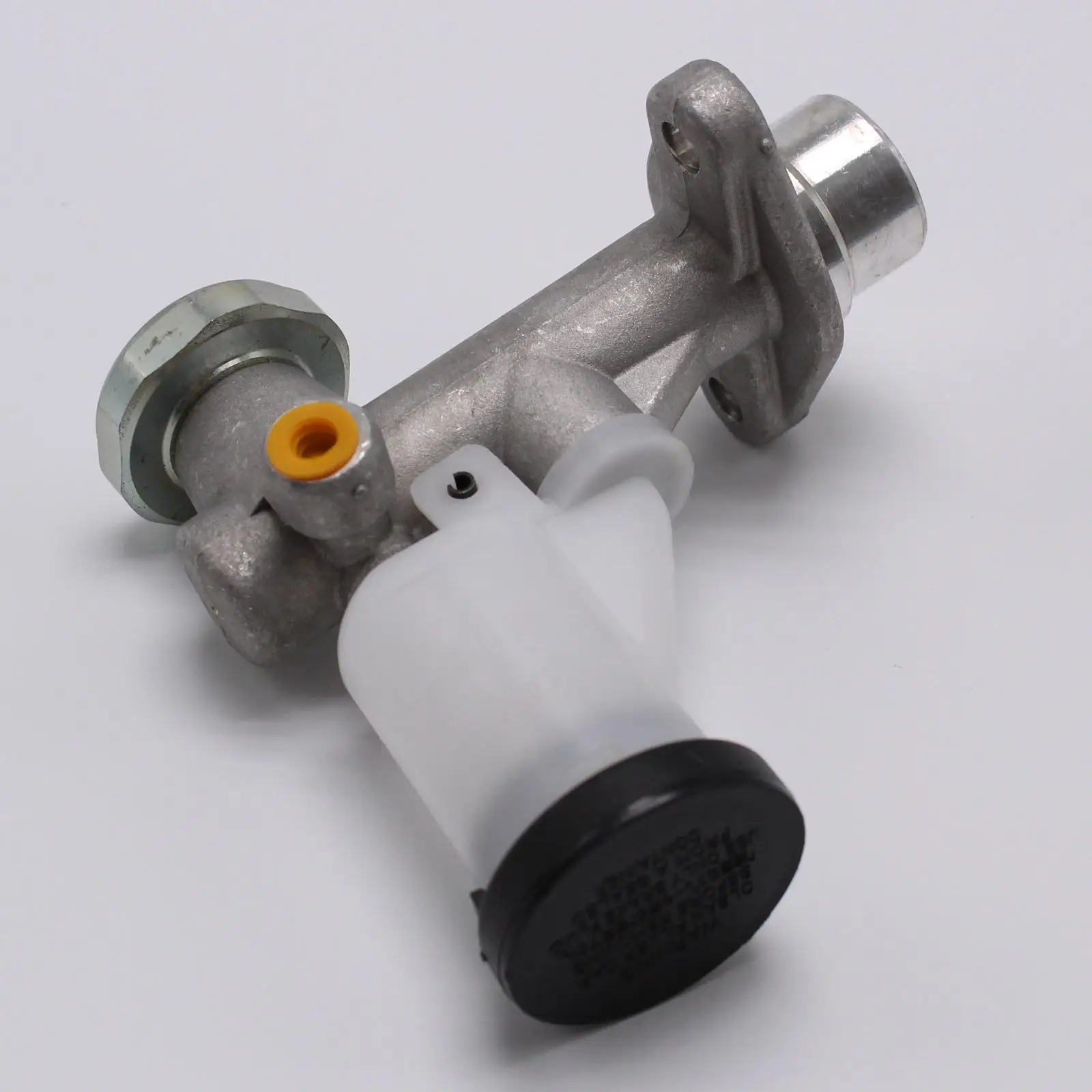 Clutch Master Cylinder 30610-vb00A Automobile Parts Spare Parts Easy
