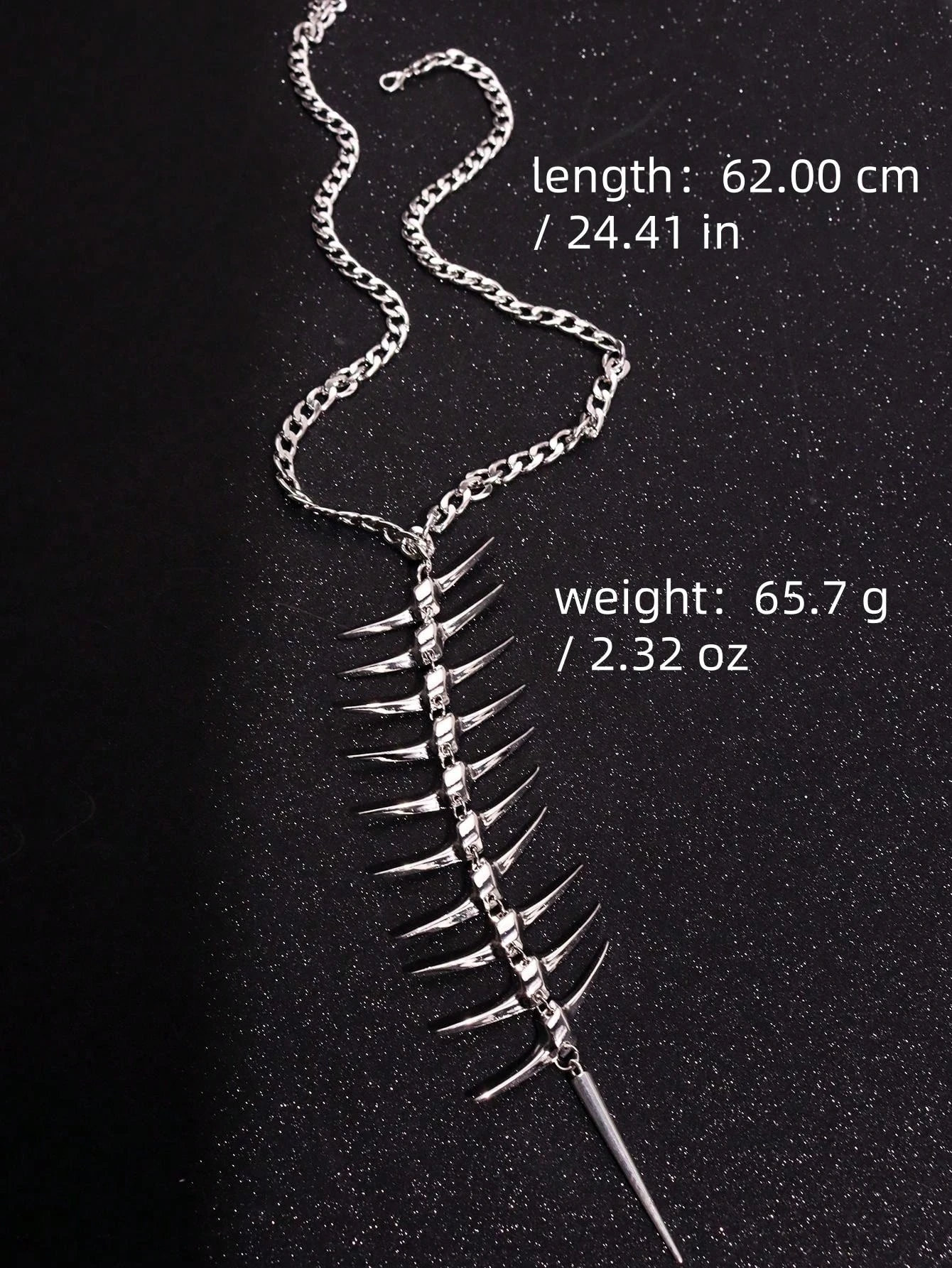 Punk Style Spine Bone Back Chain Necklace for Women Exaggerated Personality Simple Retro Hip Hop Body Chain Jewelry Gift