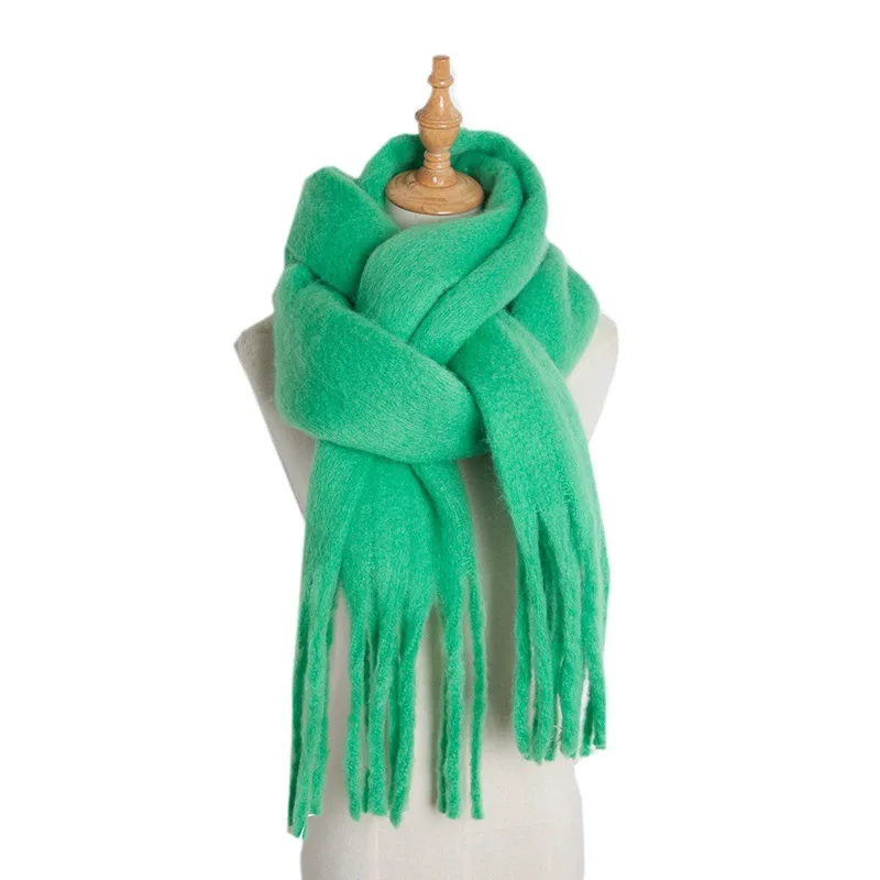 European and American autumn and winter new women\'s shawl long tassel coarse beard grass green thick solid color scarf