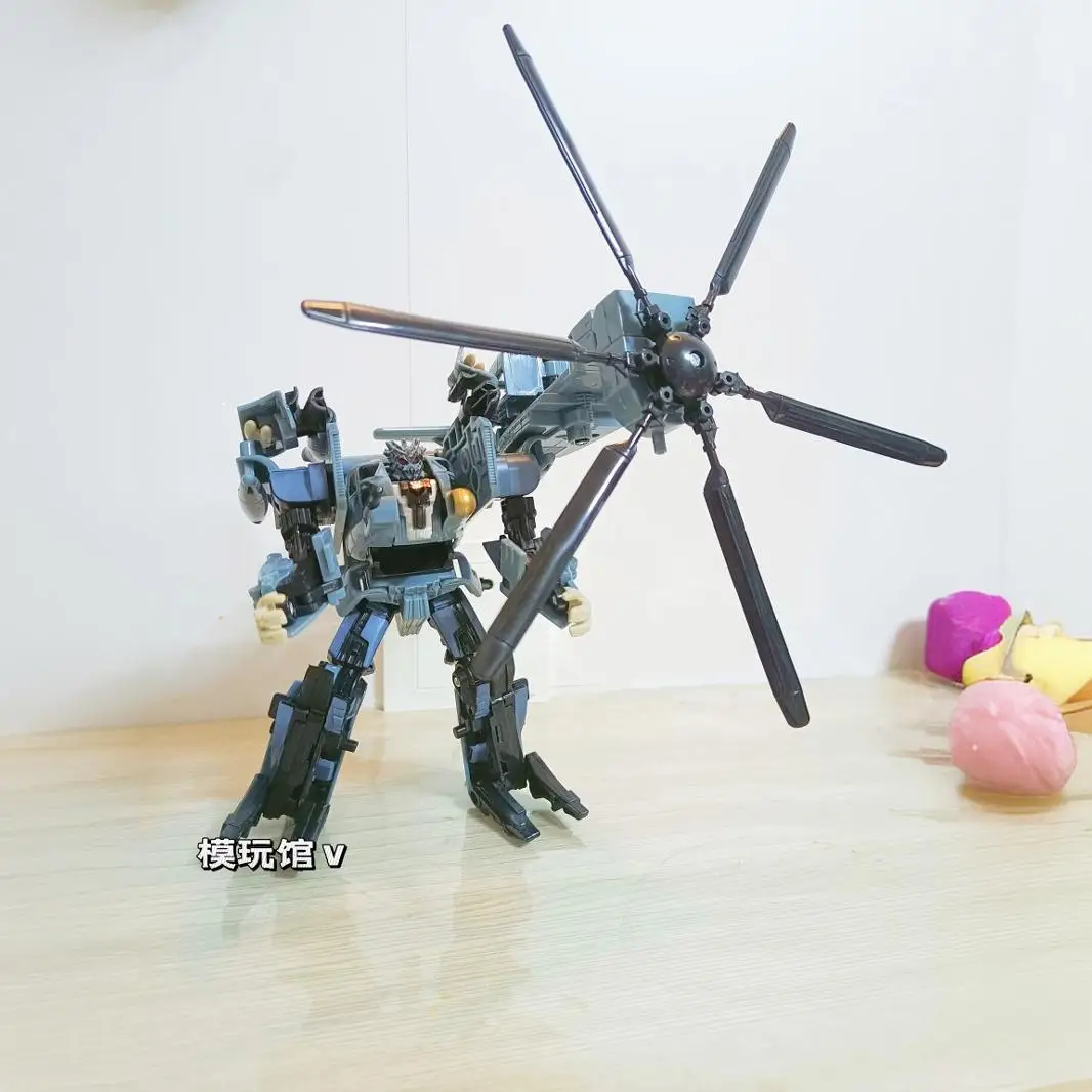 Robot transformable para niños 07 película modelo de figura de helicóptero Clase V