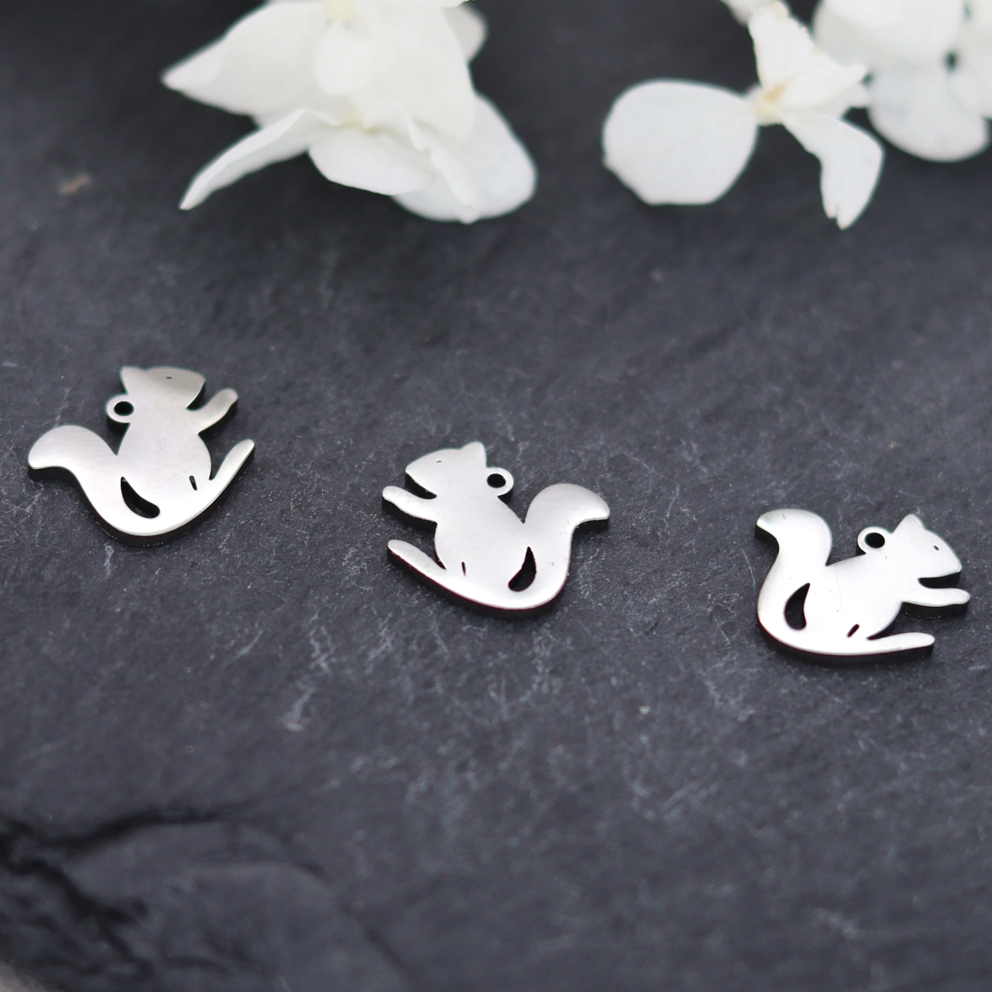 3pcs Tiny Squirrel Pendant DIY Stainless Steel Gift For Women Men Charm Pendant For Bracelet Jewelry Findings