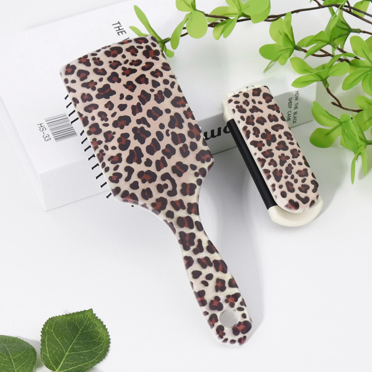 

High gloss leopard print comb set, personalized leopard print pattern, gentle hair styling tool,Special for real hair wigs