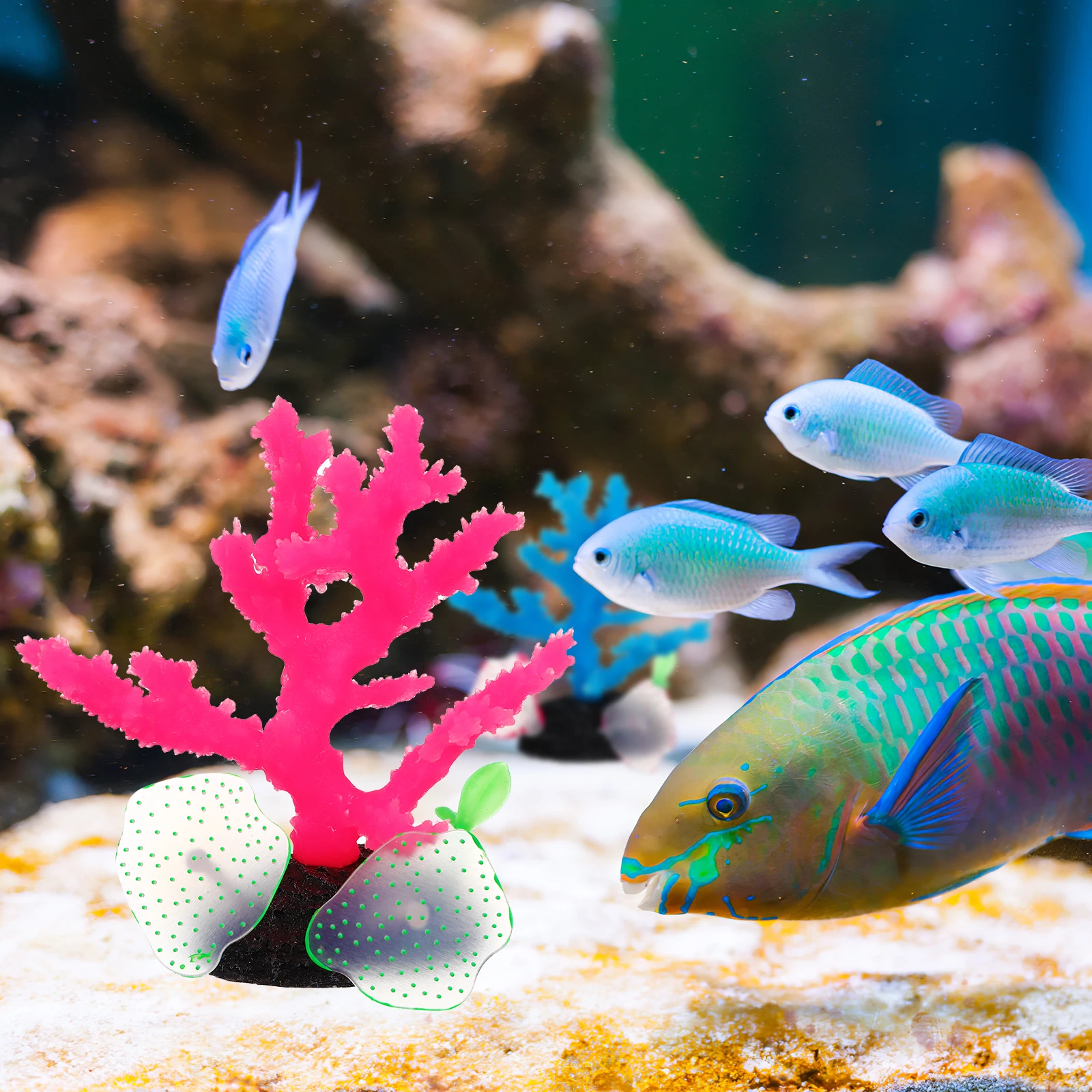 

2pcs Fish Tank Simulation Corals Aquarium Decoration Resin Base Glowing Artificial Coral Ornament For Saltwater Freshwater Tanks