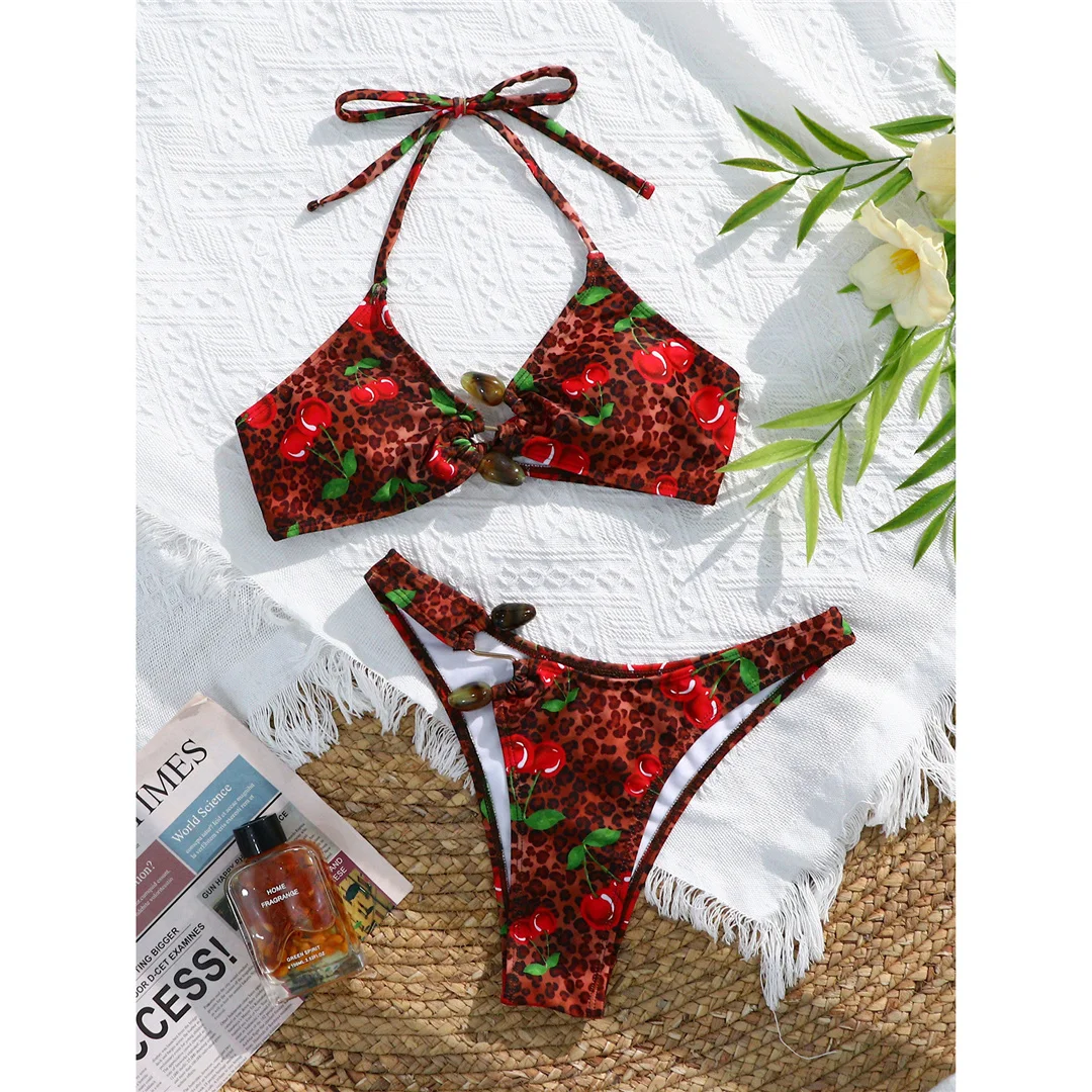 Leopard-Kirschmuster, Neckholder-Bikini, Damen-Badeanzug, zweiteiliges Bikini-Set, gepolsterter Badeanzug, Badebekleidung, Modell V8202. – Detail 6