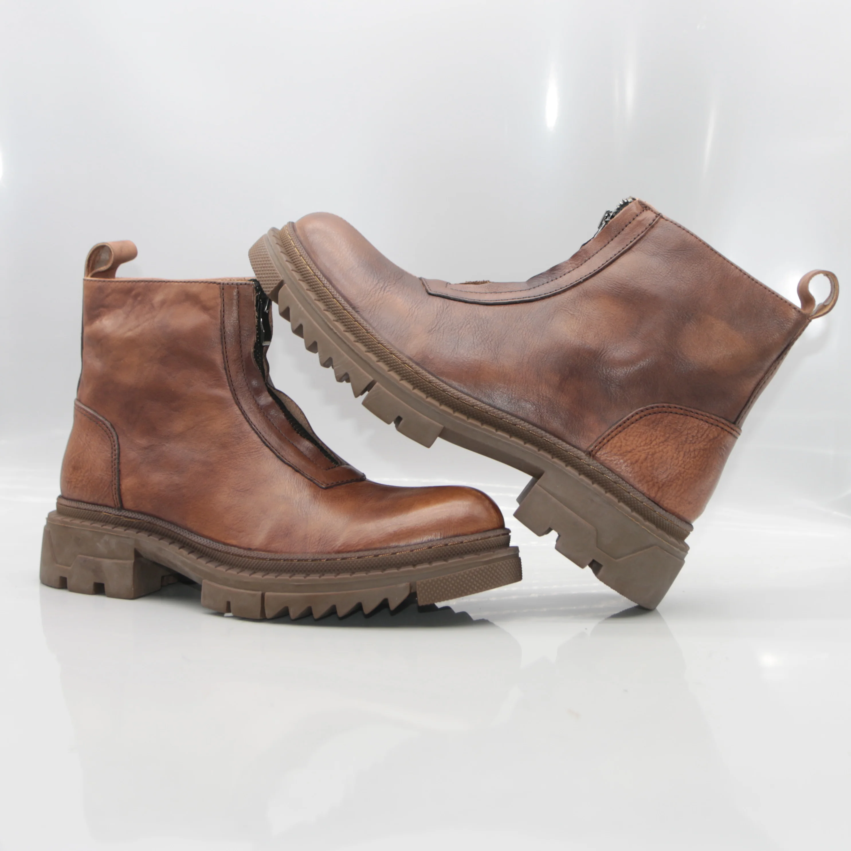 

Good Quali Men's Genuine Leather High Top Boots Versatile Thi Bot Work Boots Retro Trendy Zipper Closure Winter...