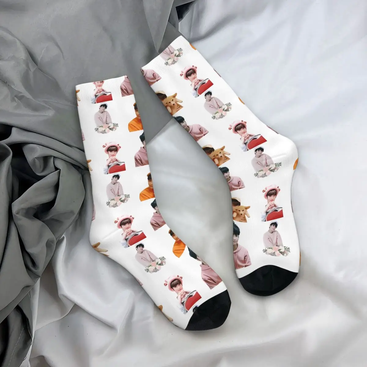 Funny Crazy compression Huening Kai Sock for Men Hip Hop Harajuku TXT Happy Quality Pattern Printed Boys Crew Sock Casual Gift