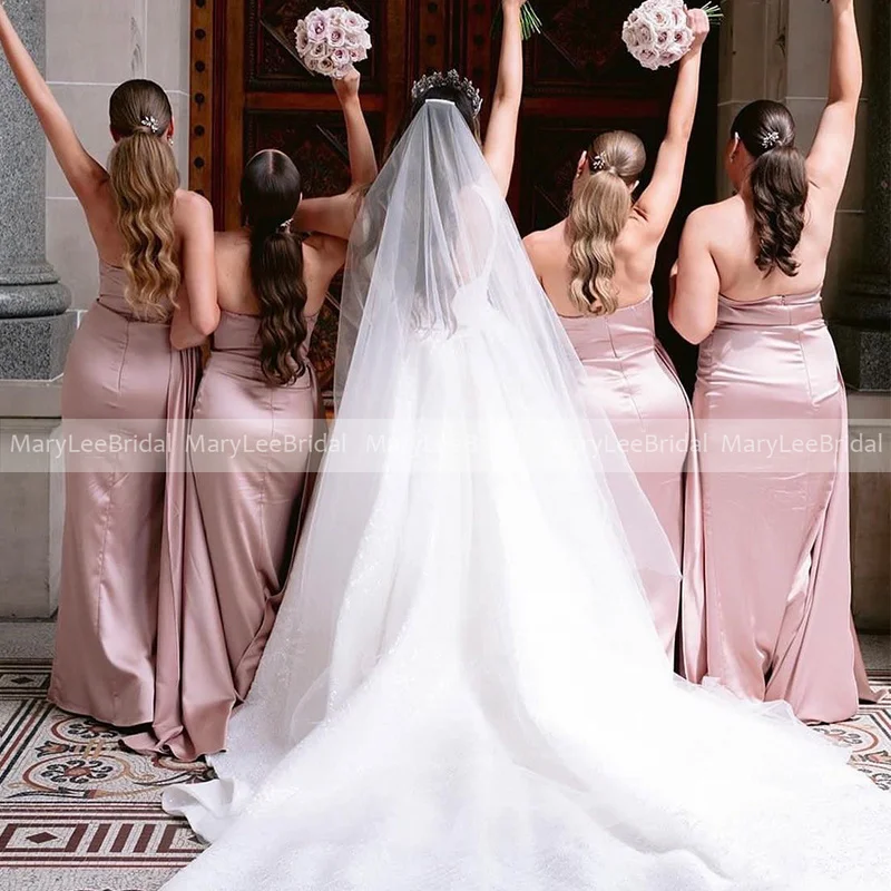 Plus Size Dusty Pink Bridesmaid Dress with Side Slit Sweetheart Neckline Pleats Satin Long Wedding Reception Dress Formal Party