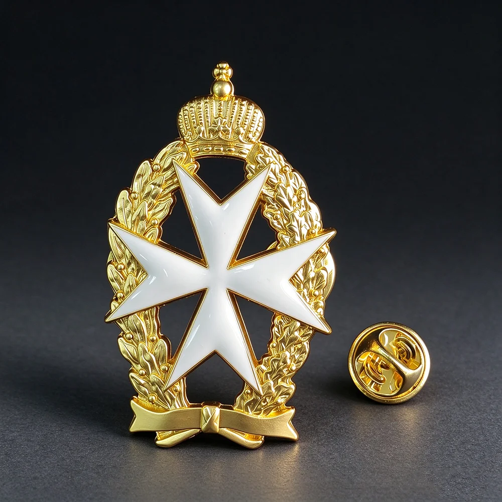 Tsarist Russia Malta Cross Badge Pin Imperial Crown Wreath Brooch Pin Collection Decoration Craft Gift for Men and Women