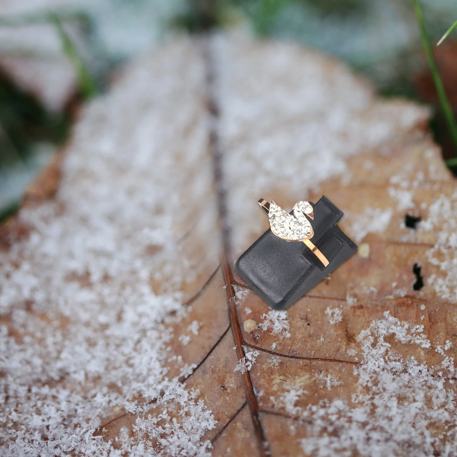 

35Pcs Jewelry Ring Holder Plastic Display Racks Finger Ring Organizer Durable Storage Shelf for Shop Home Rings Display Rack