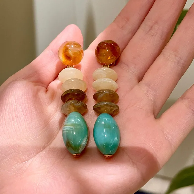 HUANZHI Vintage Brown Blue Gradient Color Long Drop Earring Autumn Winter New Charms Jewelry for Women