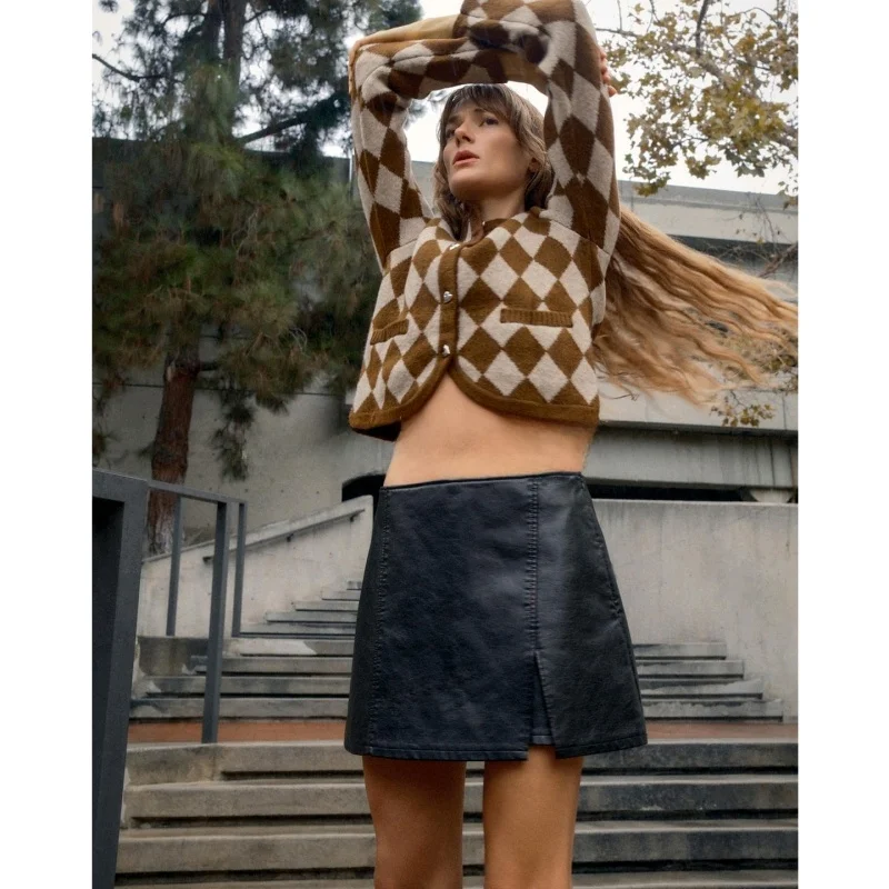 Autunno Inverno delle nuove donne rotonde Ne Long Sve bottone singolo modello diamante lavorato a maglia Jaet francese Sle Casual poliestere F...