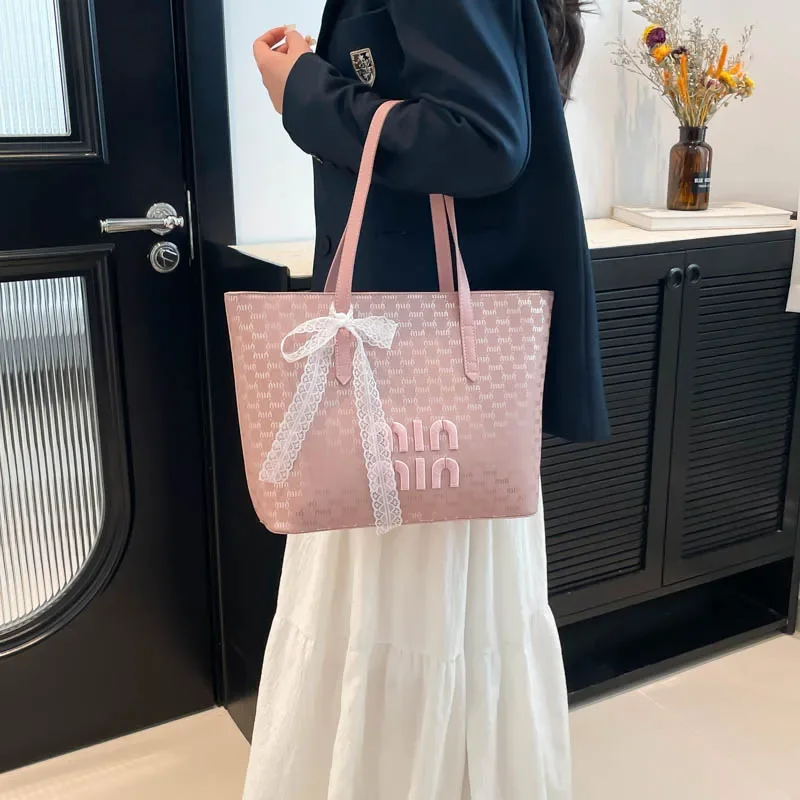 

Famous Designer Leather Handbags For Women, Elegant Crossbody Messenger Bag Shoulder Style, Spacious Tote For Daily Use