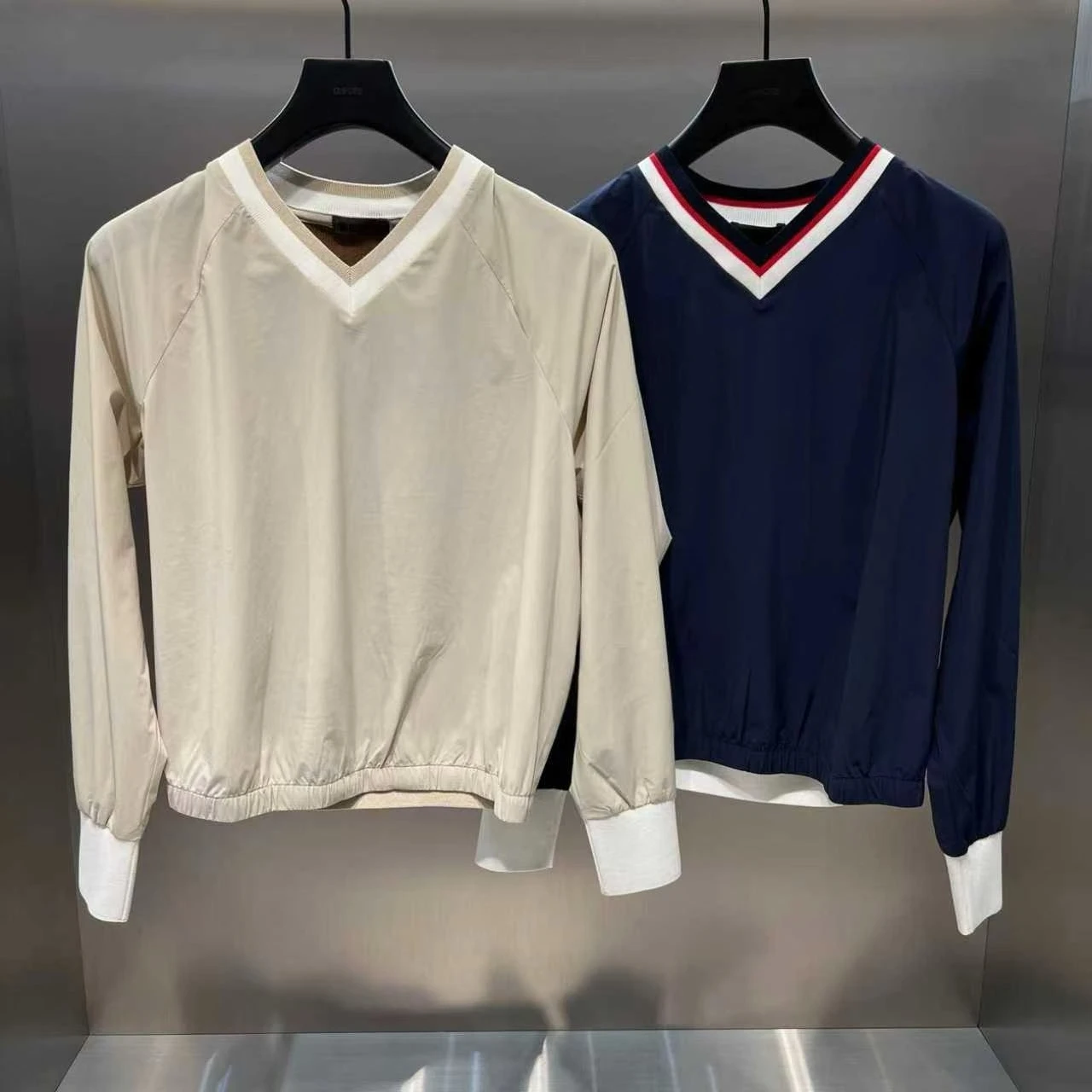 26 New Korean Women Golf Autumn V Neck Long Sleeve Top, Color Block Design, Comfortable  Stylish Versatile Sports Casual Shirt