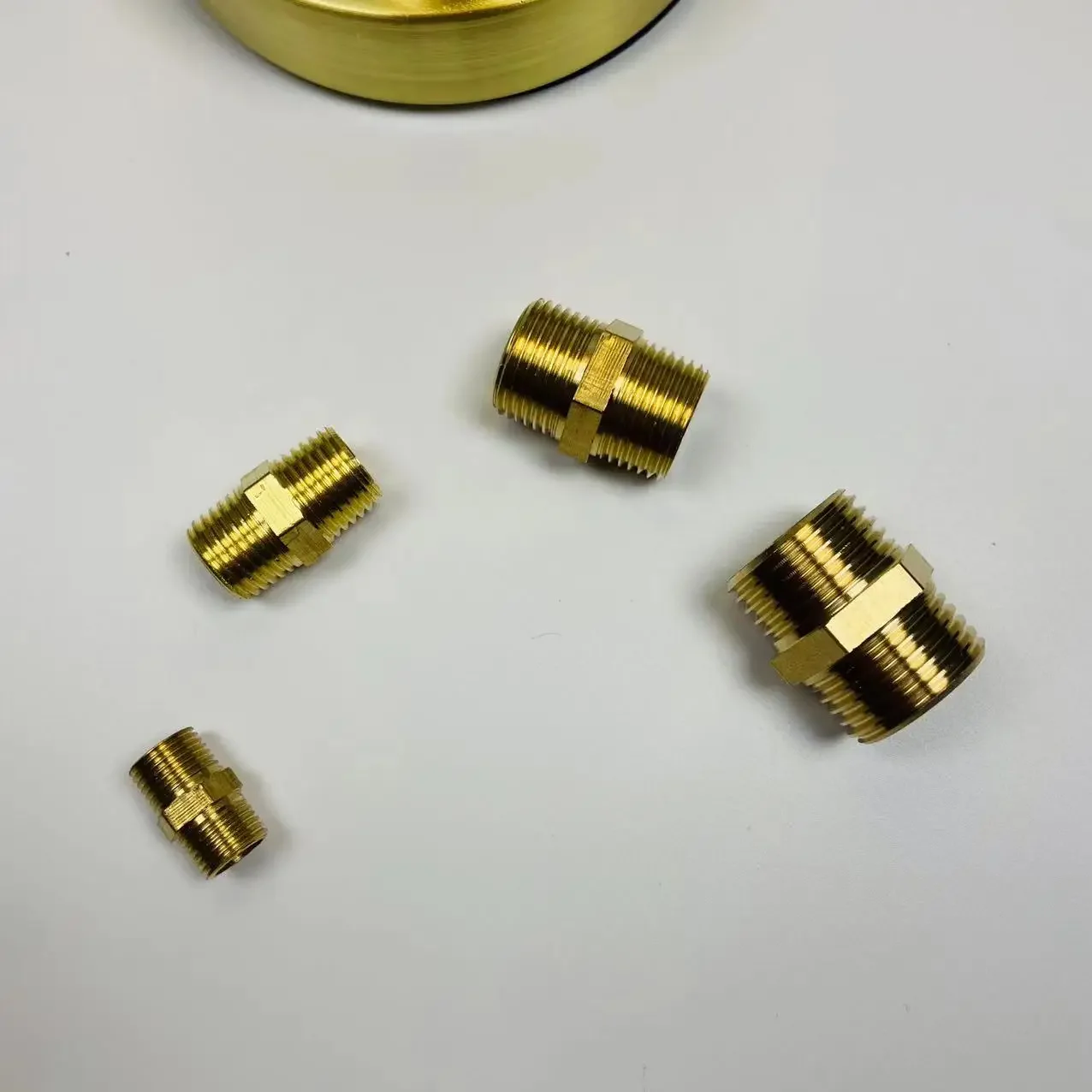 

1/8", 1/4", 3/8", 1/2" Редукционная муфта с резьбой, соединение трубы, медный соединитель трубки из нержавеющей стали
