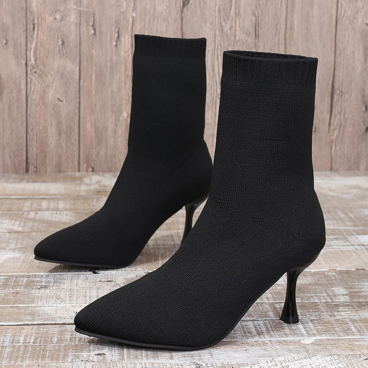 Buty damskie Wygodne elastyczne buty Szpiczaste cienkie buty dla kobiet Ankle Stretch Fabric Winter Hot High Heels Women Boots