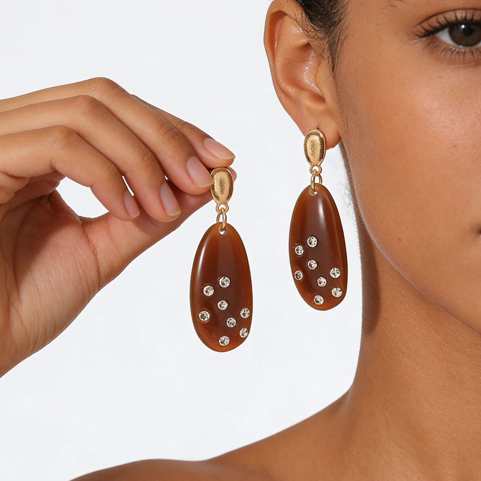 Vintage Amber Tone Teardrop Dangle Earrings Sparkling Rhinestone Inlay Jewelry Classic Elegant Evening Party Ear Accessories