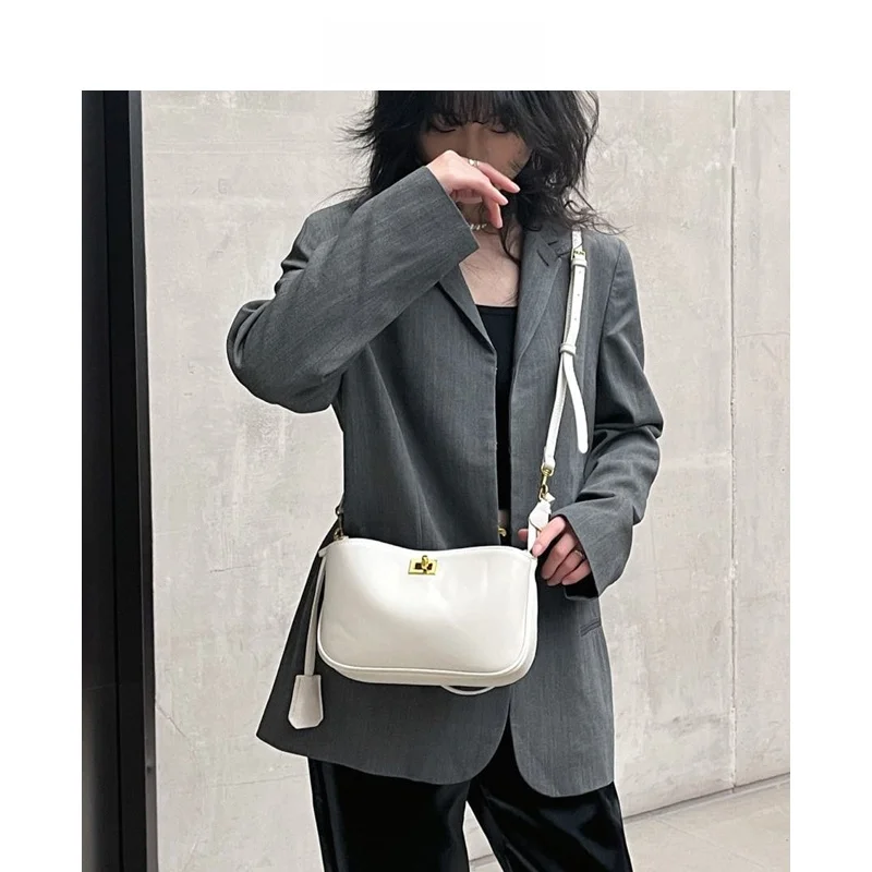 

ANAN Underarm Hobo Lo Bule Mahjong Small Square Bag Versatile Lightweight Single oulder Crossbody Bag