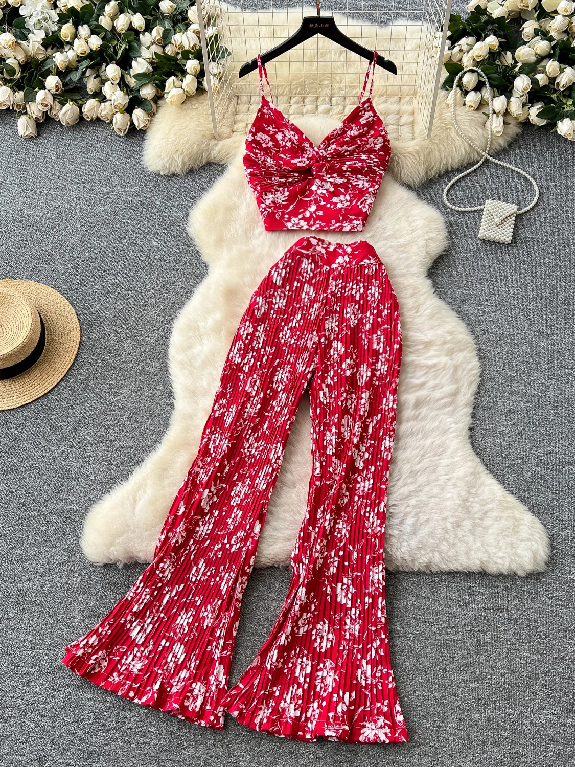 

Foamlina Vacation Set Women's Summer Sexy Kinked V-neck Suspender Crop Top + High Waist Pleated Print Slightly Elongated Pants