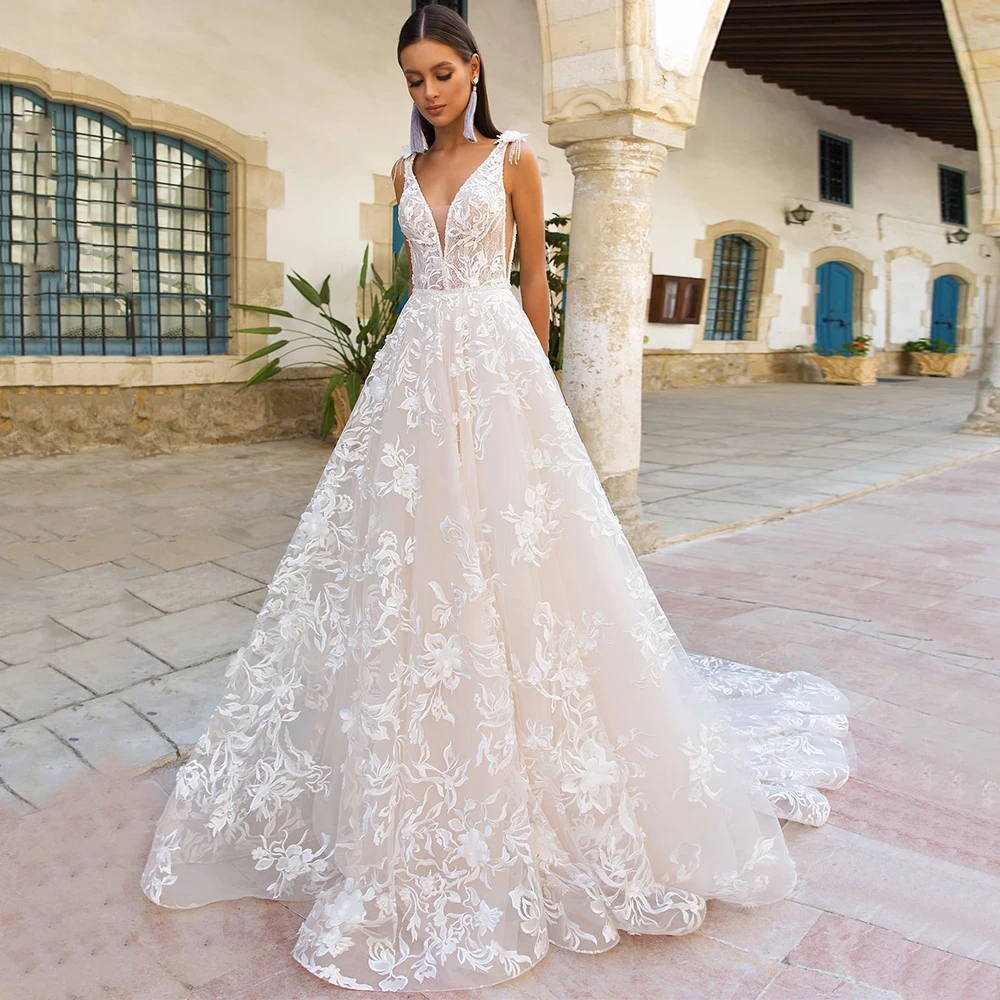 

Gorgeous Deep V-Neck 3D Floral with Tassel Wedding Dress A Line Tulle Appliques Chapel Train Backless Bridal Gowns Customized