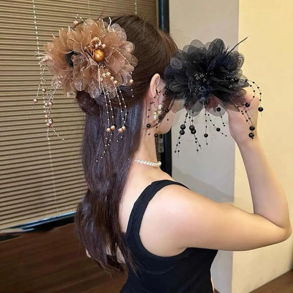 Clip de agarre de flor de peonía para mujer, accesorios para el cabello con borlas, Clip de tiburón de plástico