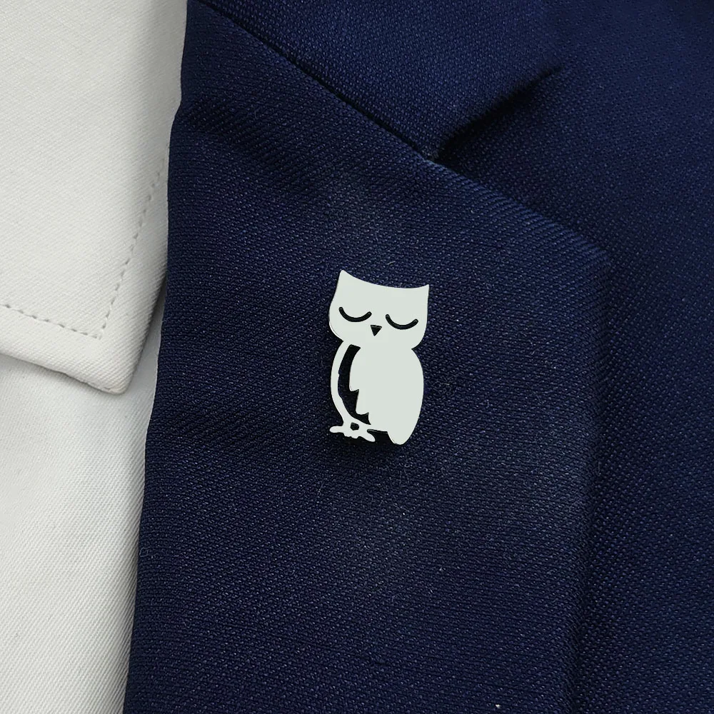 Stainless Steel Cute Sleeping Owl Brooch for Women, Minimalist Wisdom Symbol Animal Lapel Pin Fashion Jewelry Gift