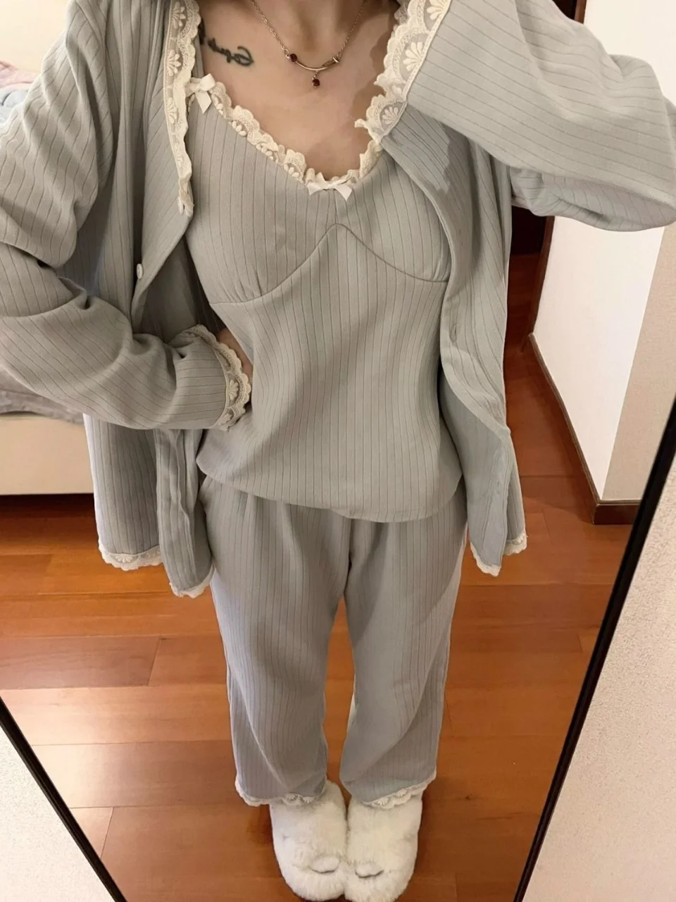 Y2K Harajuku style spicy girl lace vest cardigan pajamas Spring/Autumn retro solid color simple casual home three piece set emo