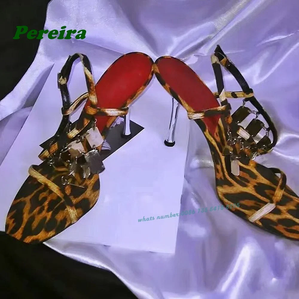 Leopard Stiletto Heels Sandals Open Toe Ankle Strap Buckle Women's Sandals Metal Metal Pendant One Strap Luxury Shoes 2026 New
