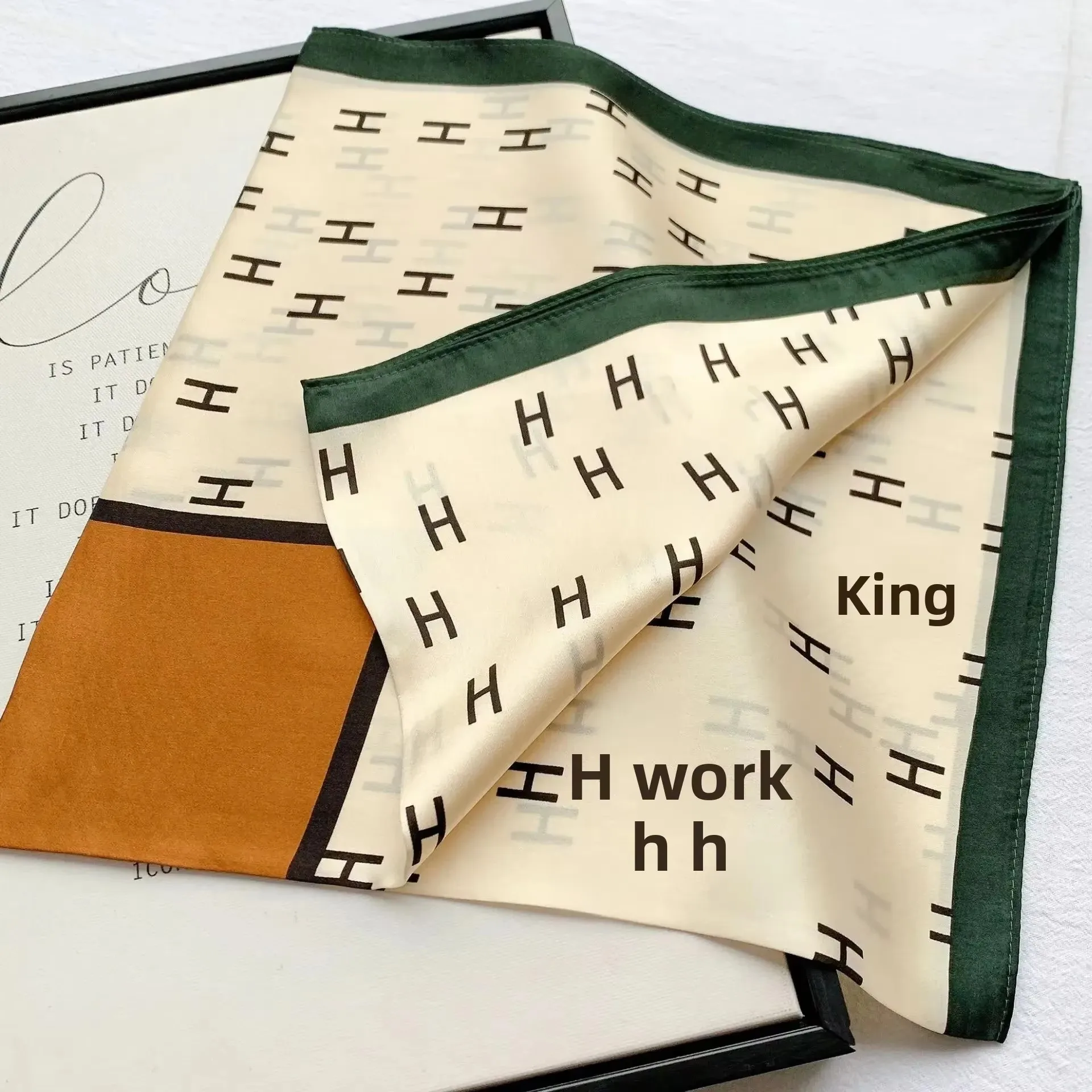 

French Vintage Oil Painting Silk Scarf Women's Fashion New Autumn 100% Mulberry Silk Square Neck Warmer Women's Accessories