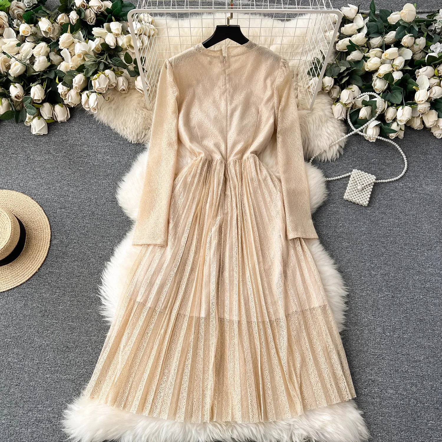 Luxury France Autumn Spring Lace Pleated Midi Dress Elegant Women O Neck Embroidery Flower Hollou Out Casual Party Dreses