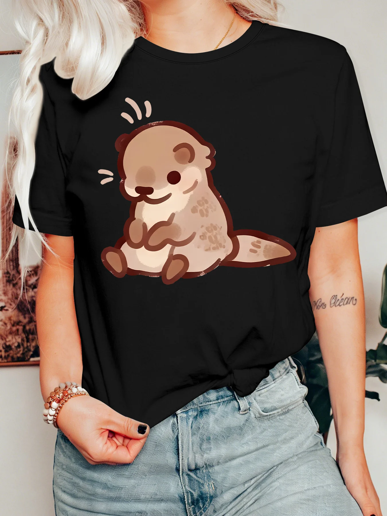 Women Crew Neck Tee Lovely Smiling Cartoon Sea Otter Graphic Print Short Sleeve Loose Ladies Cotton Plus Size Casual Top