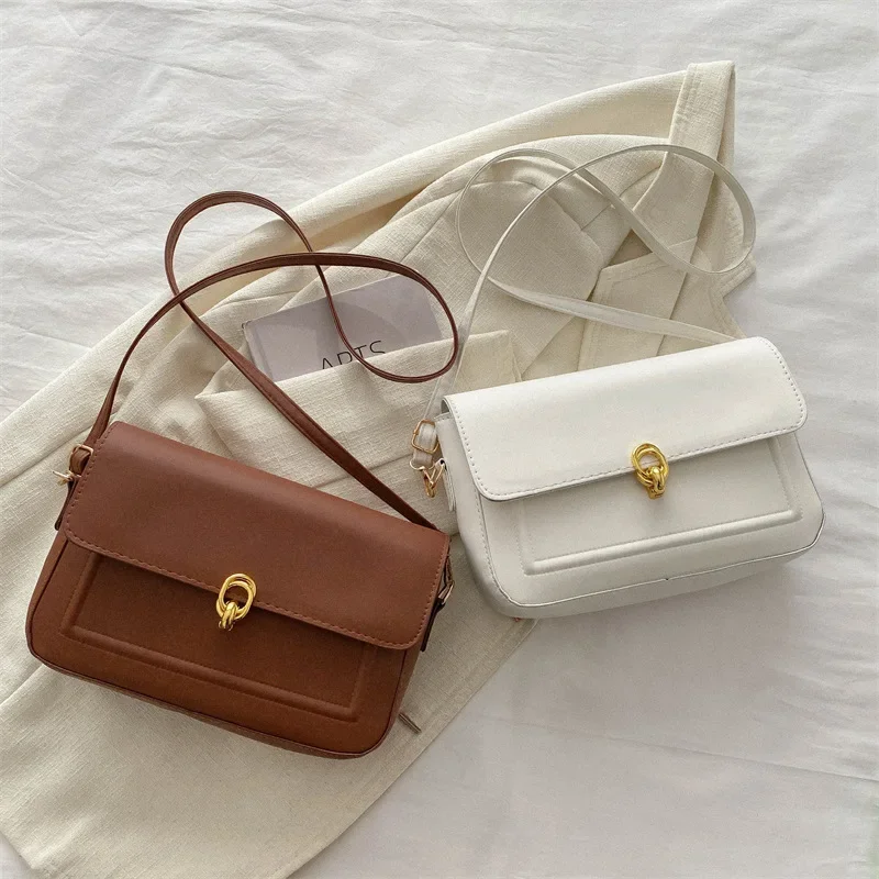 

Niche Underarm Bag Women's 2024 New Fashion Retro Shoulder Messenger Bag High-end Versatile Small Square Shoulder Bag