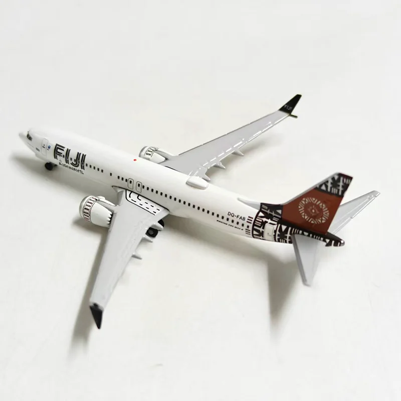 

herpa Diecast Alloy 1:500 Scale Fiji Boeing 737 MAX 8 537117 Passenger Airplane Model For Display Collections