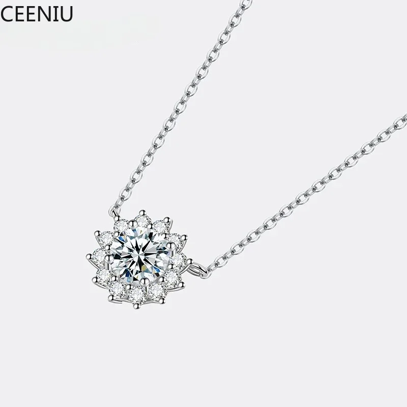 

1-3CT Moissanite Necklace For Women S925 Pure Silver Sparkling Sunflower Pendant Party Fashion High-end Jewelry