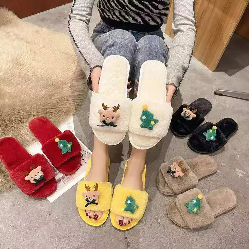 

Winter indoor soft-soled plush slippers with cute cartoon designs silent slip-resistant comfortable cotton slippers relaxation