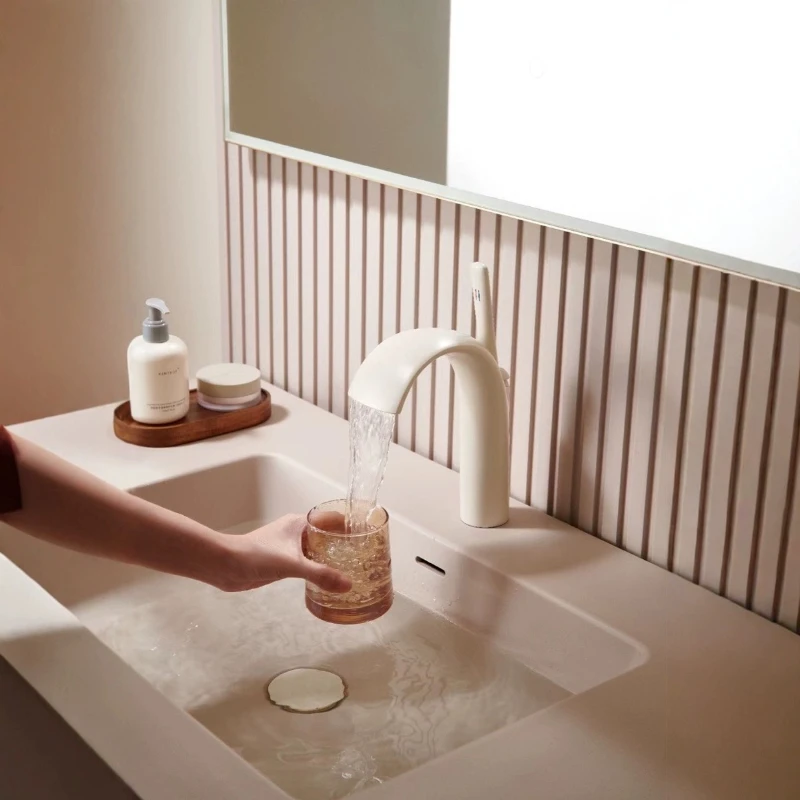 

Minimalist bathroom Under-counter basin Hand washing basin Washbasin Faucet Household bathroom Hot and cold all-copper waterfall