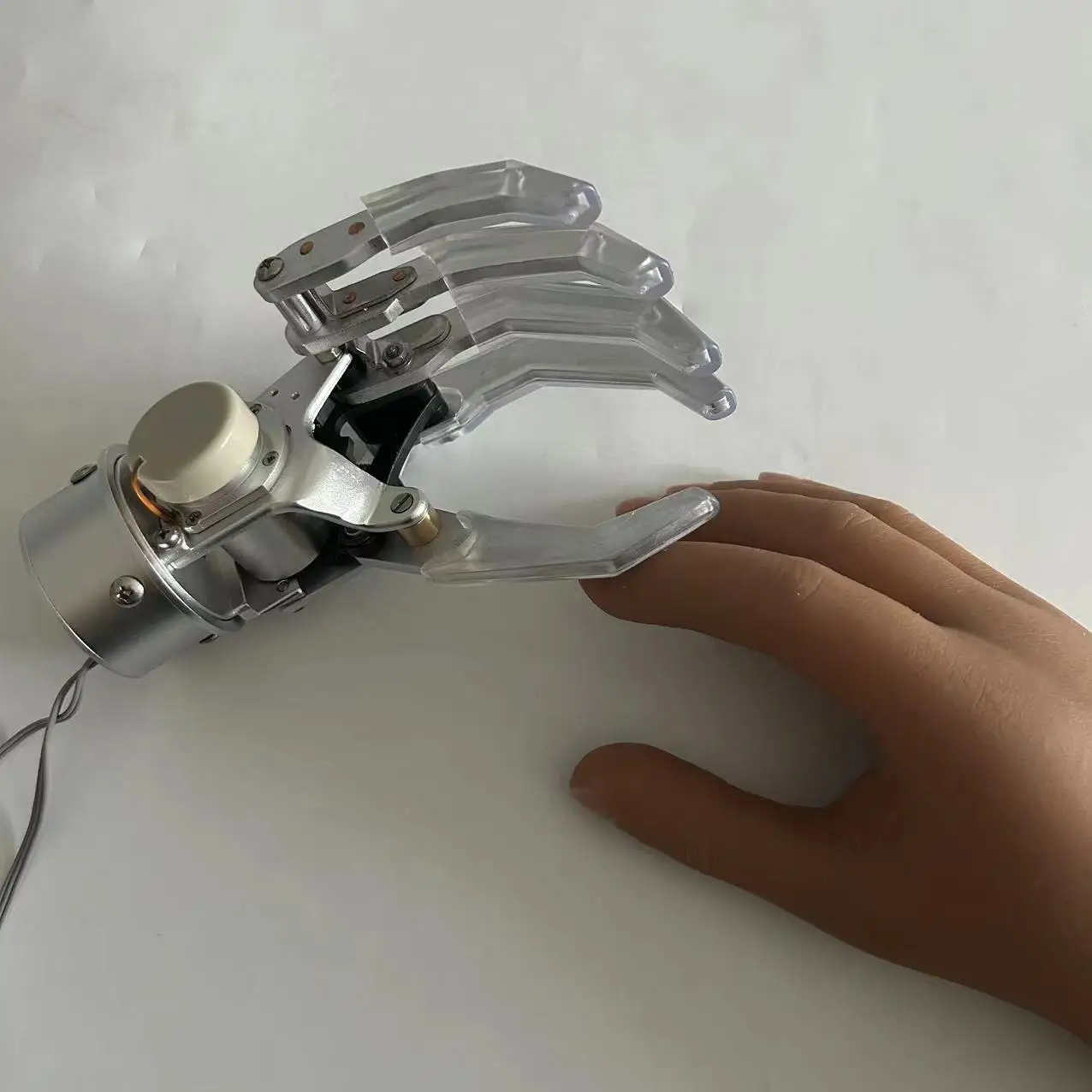 Control Prosthetic Hand With One Degree Freedom Prosthetic Arm Supplier Myoelectricity