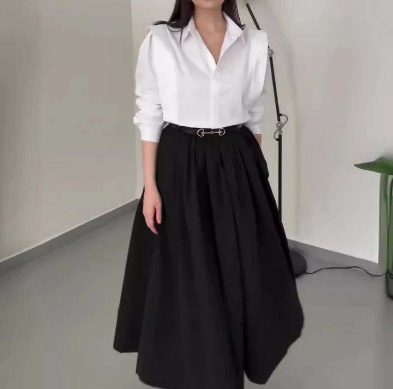 

Women's Versatile Long Sleeved Loose Fitting Shirt with Colored Lapel Collar, High Waisted Large Skirt Hem, Black Half Skirt Set