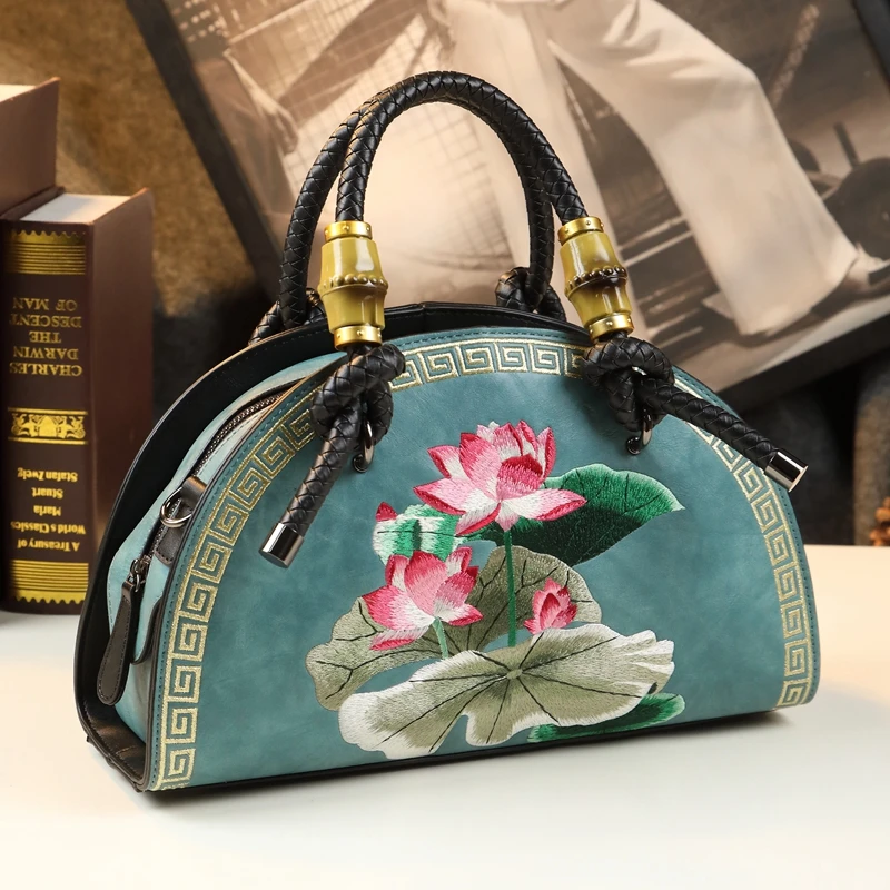 Vintage Leather Women Handbag Fashion Female Flower Embroidery Bag Mother Shoulder Messenger Bag Cowhide Portable Shell Bags