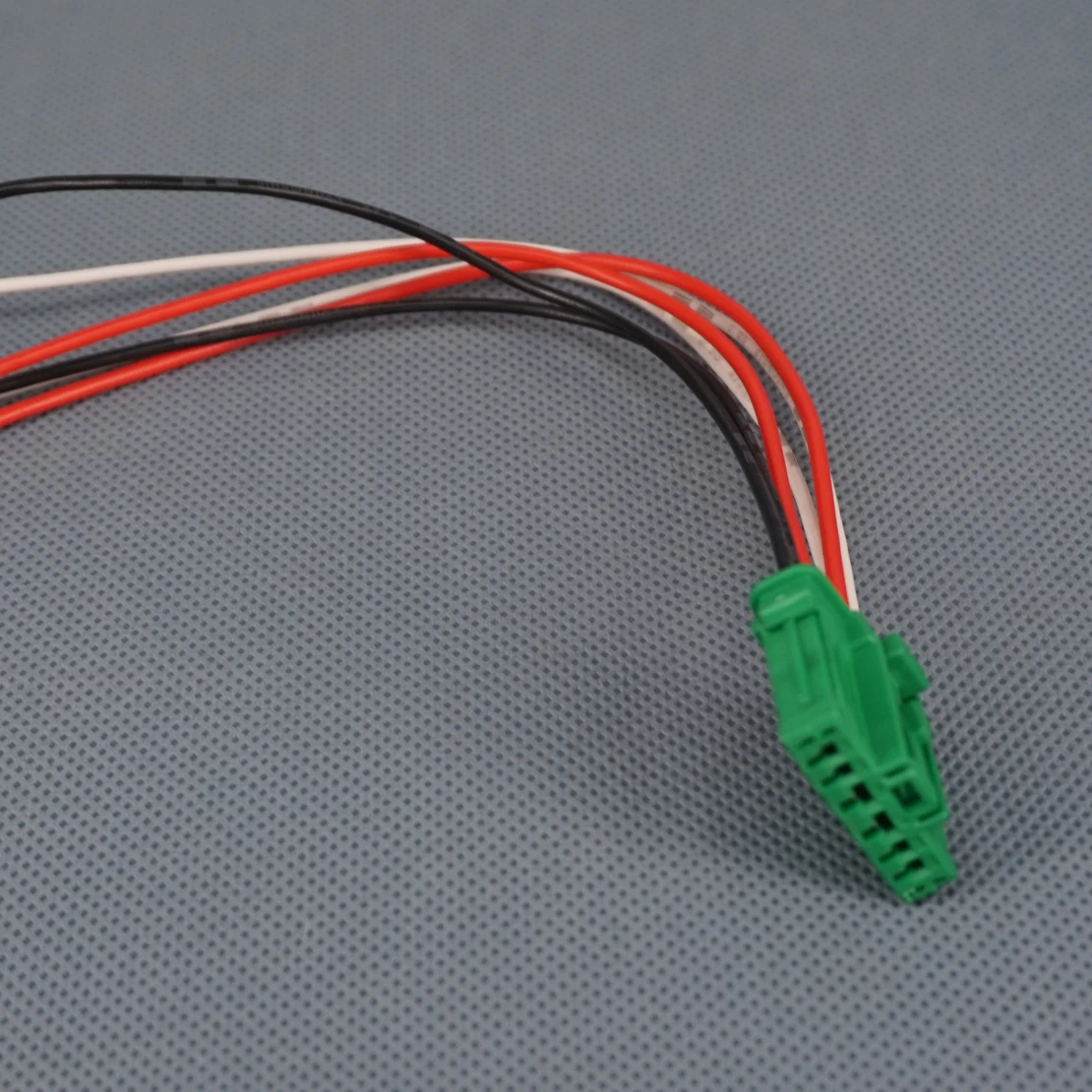 Rear Tail Light Loom Wiring Connector 1606248780 fit for Peugeot 206 207 208 2008 307 3008 308 508 Citroen C2 C3 C4 C5 DS3
