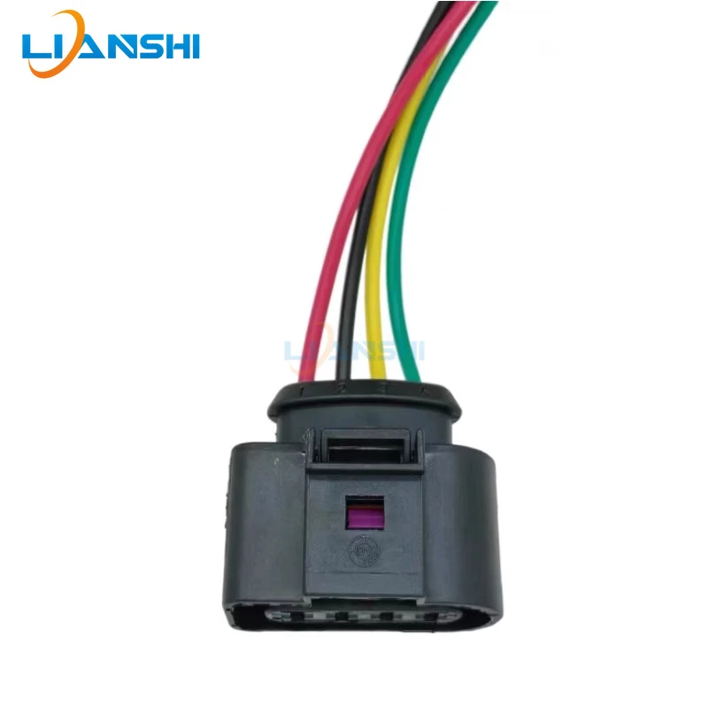 

1J0973724 Applicable to Volkswagen Passat B5 Lingyu Ignition coil/High-voltage pack plug 1J0973724