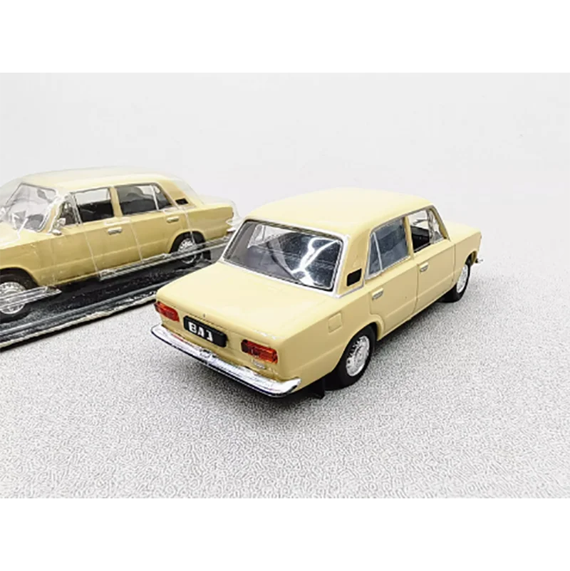 Russia Former Soviet Union Lada BA3 21011 Classic Alloy Car Collection Model 1/43 Adult Hobby Metal Toy Gift Ornament Souvenir