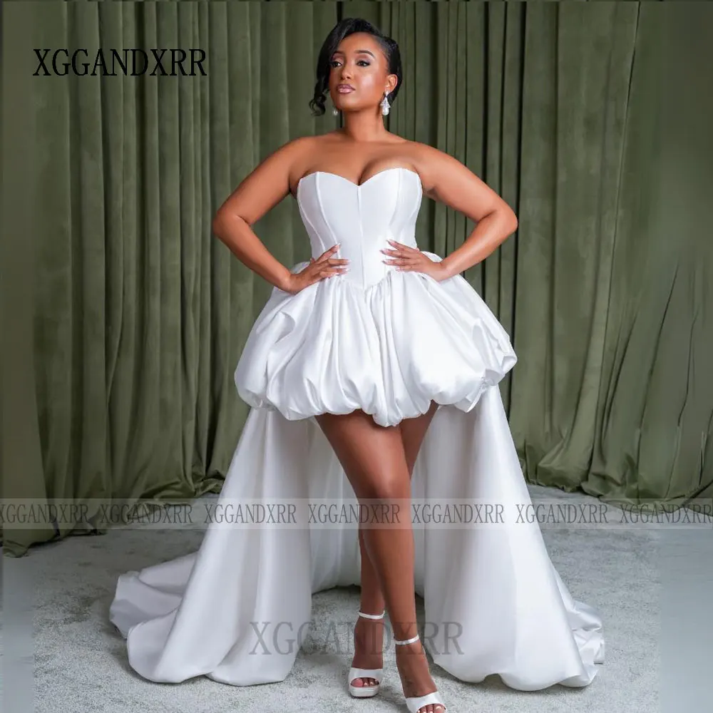 ชุดแต่งงานแบบสั่งตัดทรงไฮโลว์ รุ่น 22026 คอวี ผ้าซาตินด้าน สำหรับเจ้าสาวผิวสี ชุดเจ้าสาวแบบคอร์เซ็ทเปิดหลัง สีขาว สำหรับงานพิธีการ