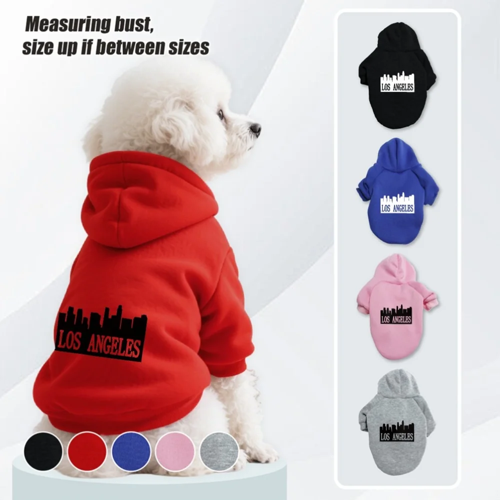 Trendiger Haustier-Kapuzenpullover mit Los Angeles Skyline-Textdruck |   Anti-Shedding, warm und stilvoll, Polyester, geeignet für kleine bis mittelgroße Hunde