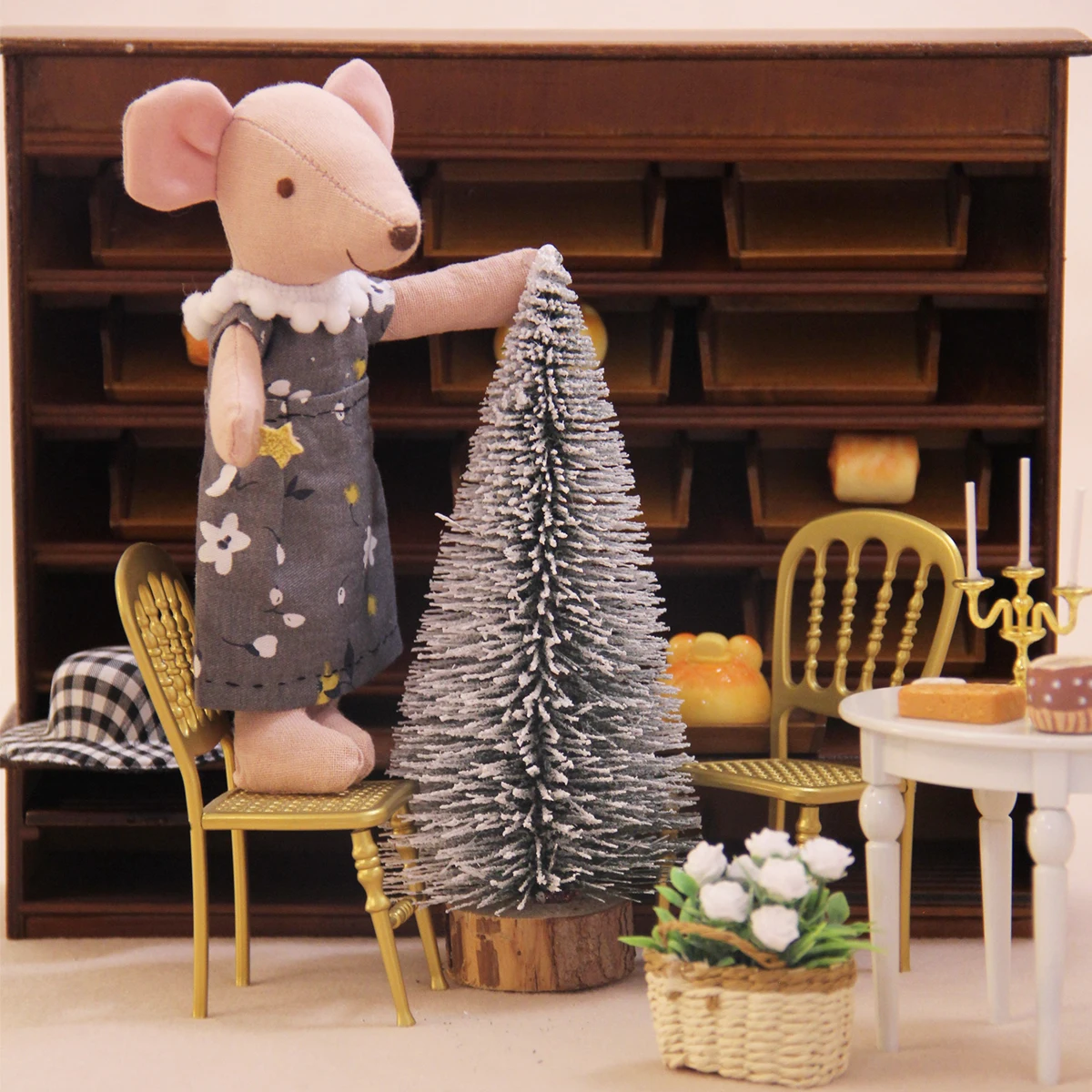 High-quality 15cm mouse figurine, available for purchase individually or as a set, suitable for mini house miniature scene decoration accessories