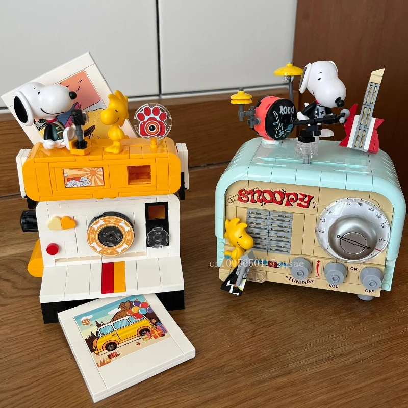 Snoopy Building Blocks Home Appliances Typewriter Coffee Machine Patchwork Model Ornaments Toy  Retro Machine Series Kid's Gifts