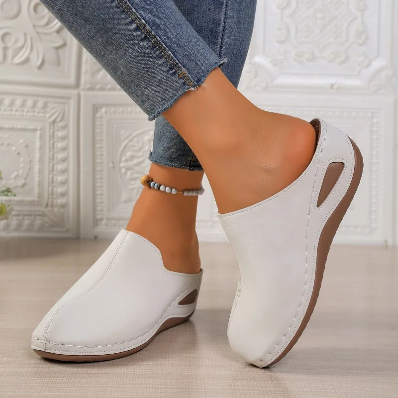 

Женские тапочки на платформе, осенние новые туфли на танкетке с круглым носком и глубоким носком, мягкая подошва, противоскользящая износостойкая обувь на танкетке