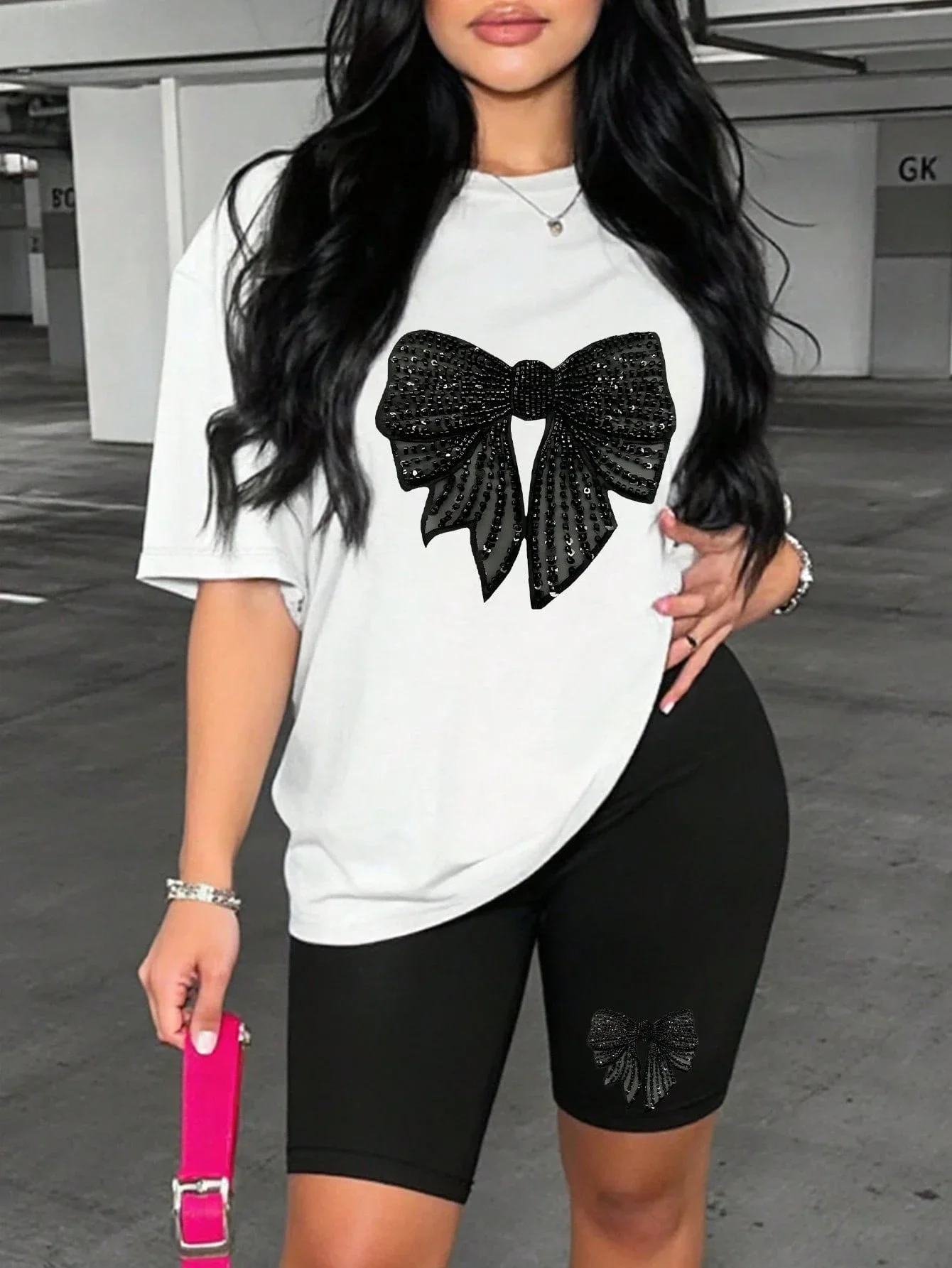 

Women Casual Sequin Bowknot T-Shirt And Shorts Set