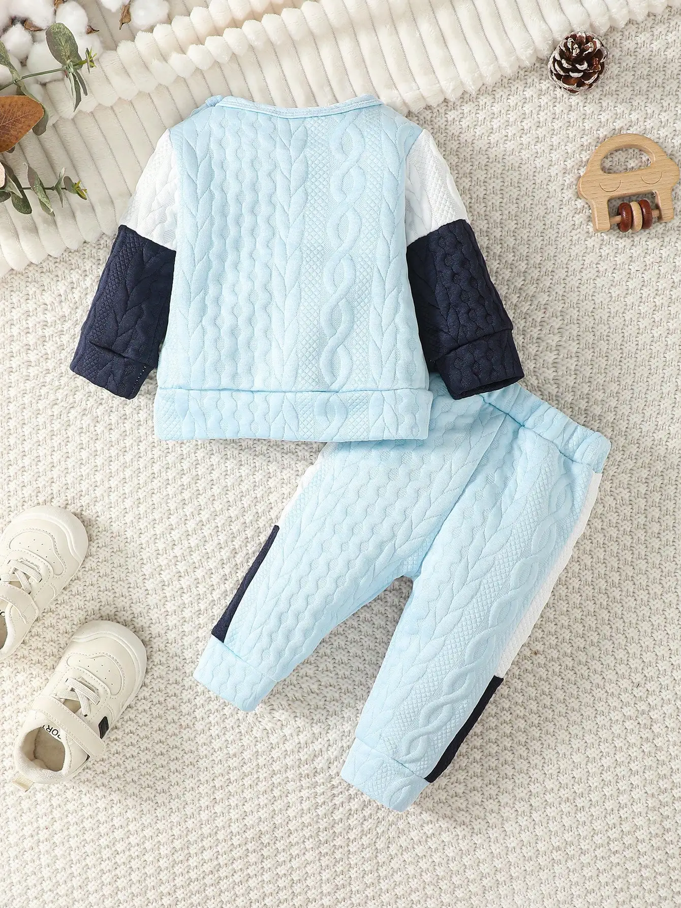 Baby Shoulder Buckles Long Sleeved Thick Textured Silk Cotton White Black Gray Stitching Fashion Baby Set