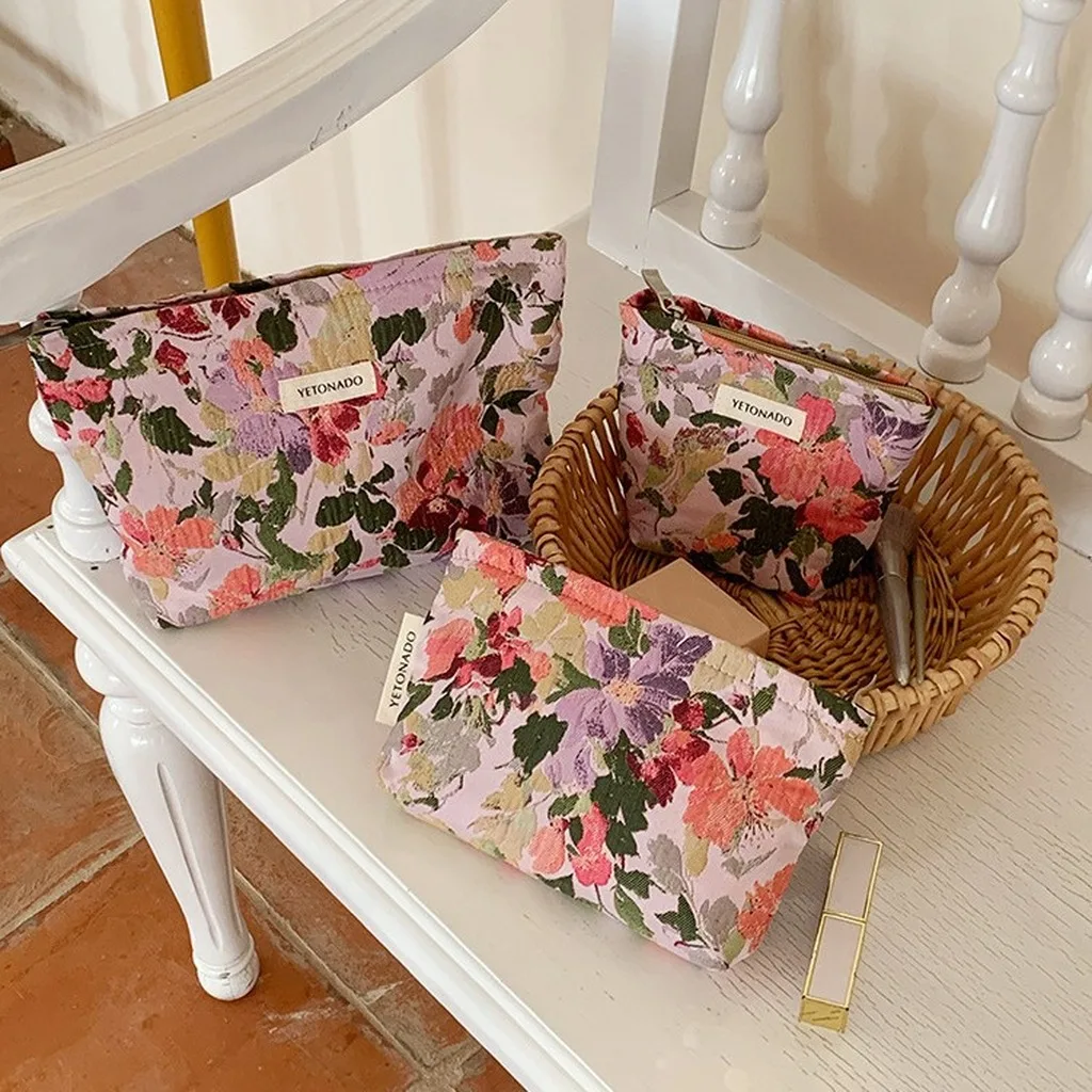 Cotton Cosmetic Bag Floral Embroidered Skincare Bag Makeup Pouch Fresh Floral Embroidered Cosmetic Bag For Vacation Cosmetics
