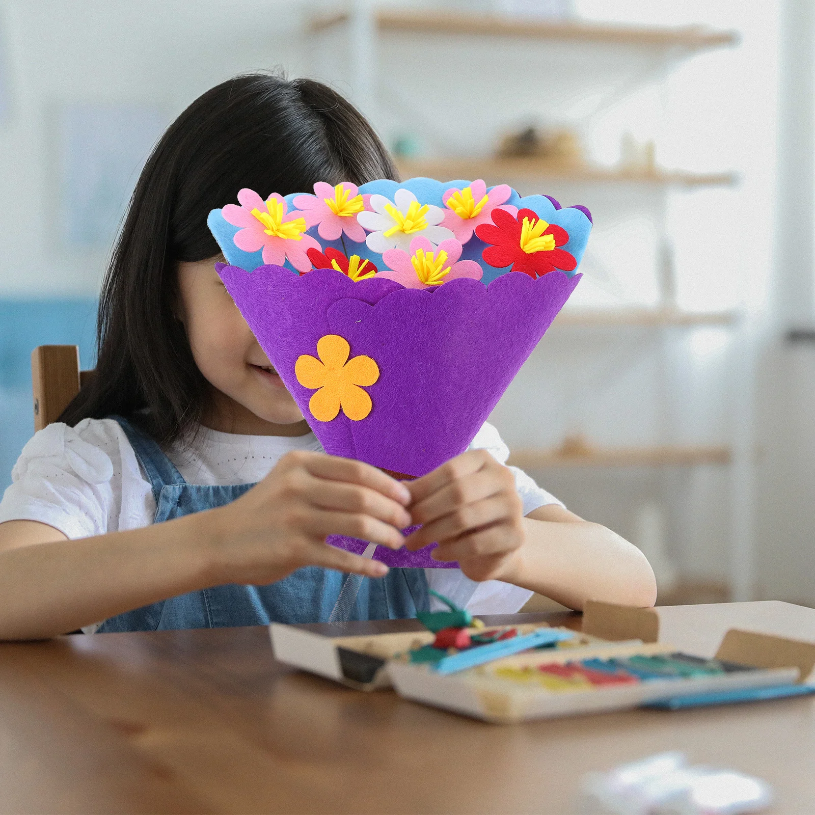 Kit di materiali per bouquet fai-da-te da 3 pezzi per bambini Set artigianale creativo fatto a mano Attività educativa Assemblaggio luminoso Viola
